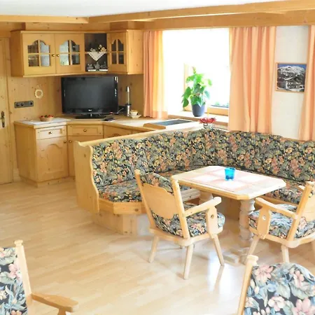 Zum Hirschen Hotel 3*