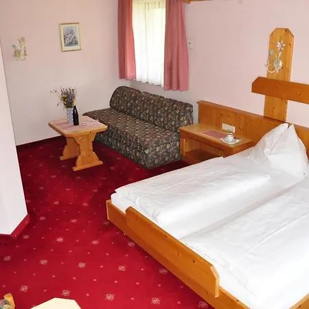 Zum Hirschen Hotell Leutasch